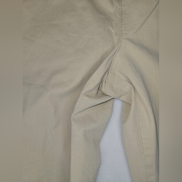 Eddie Bauer Women's Petite 4 Khaki Straight Pants - Picture 4 of 7